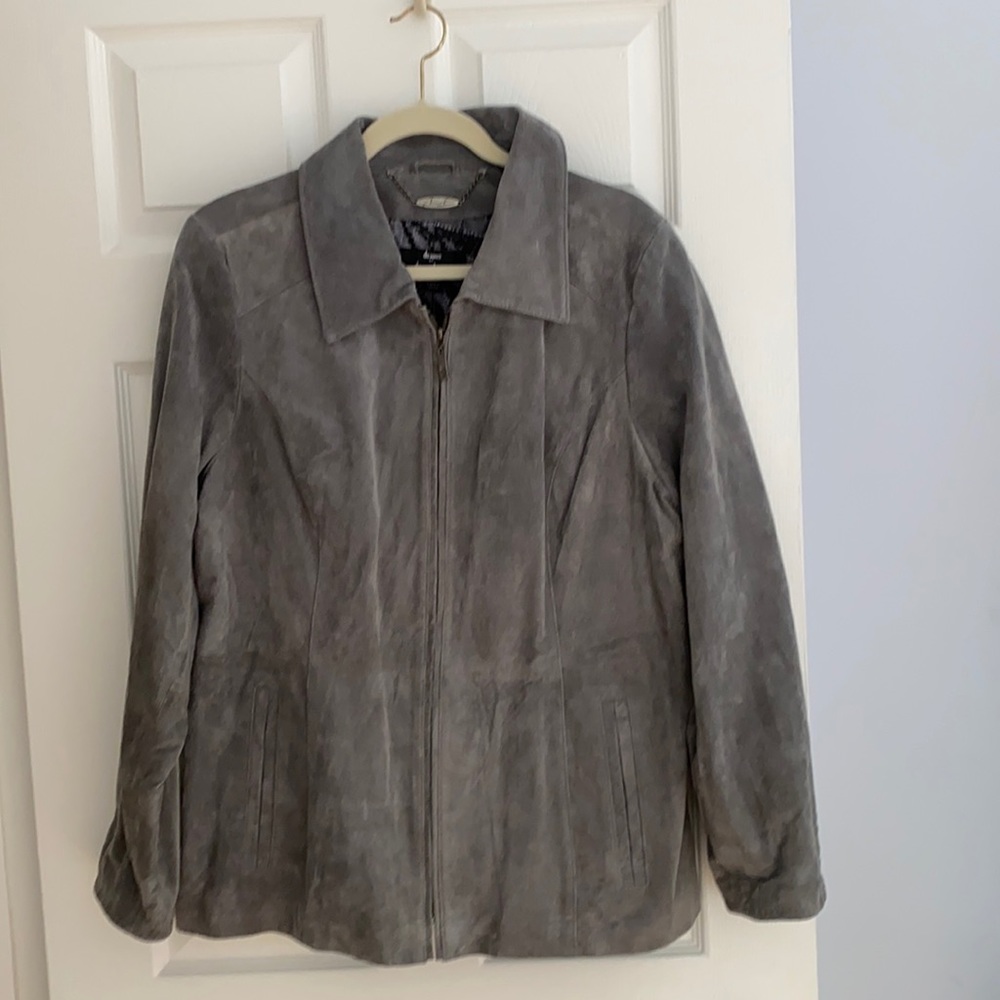 Absolutely beautiful Dennis Basso xl grey suede jacket.